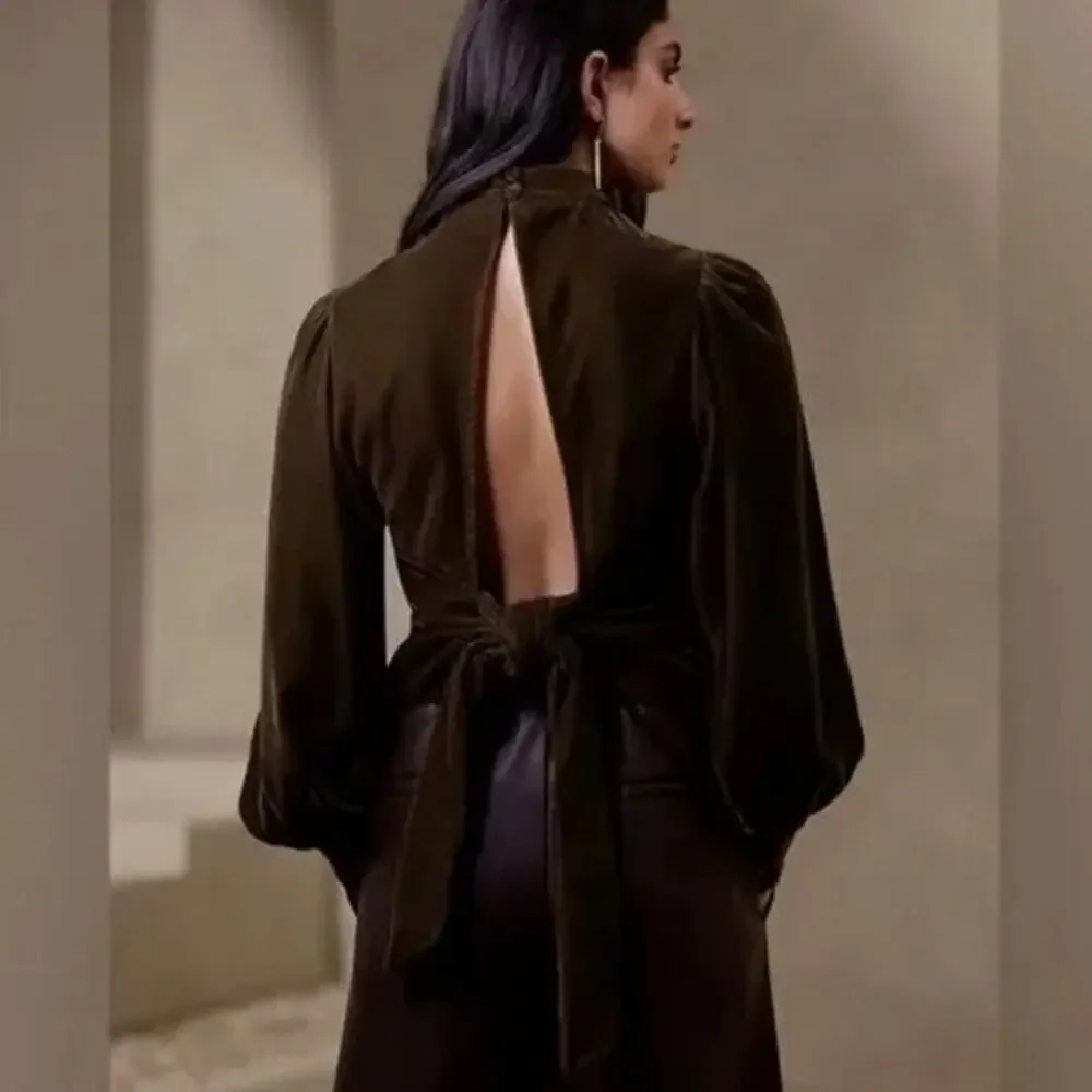 NWT Banana Republic Velvet Open Back Top M Roasted Cocoa Brown Puff Sleeve Mock